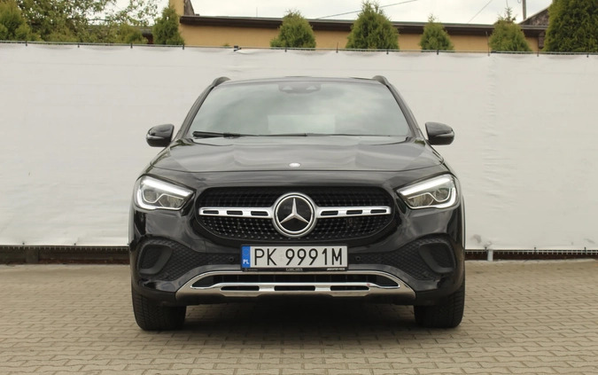 Mercedes-Benz GLA cena 147000 przebieg: 32600, rok produkcji 2020 z Stryków małe 121